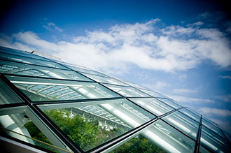 Britisches Glasgebäude