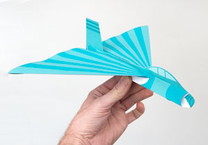 Manualidades en papel y origami imprimibles gratis - Avión de papel delta | Brother Creative Center