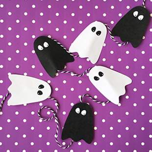 Ghosts bunting