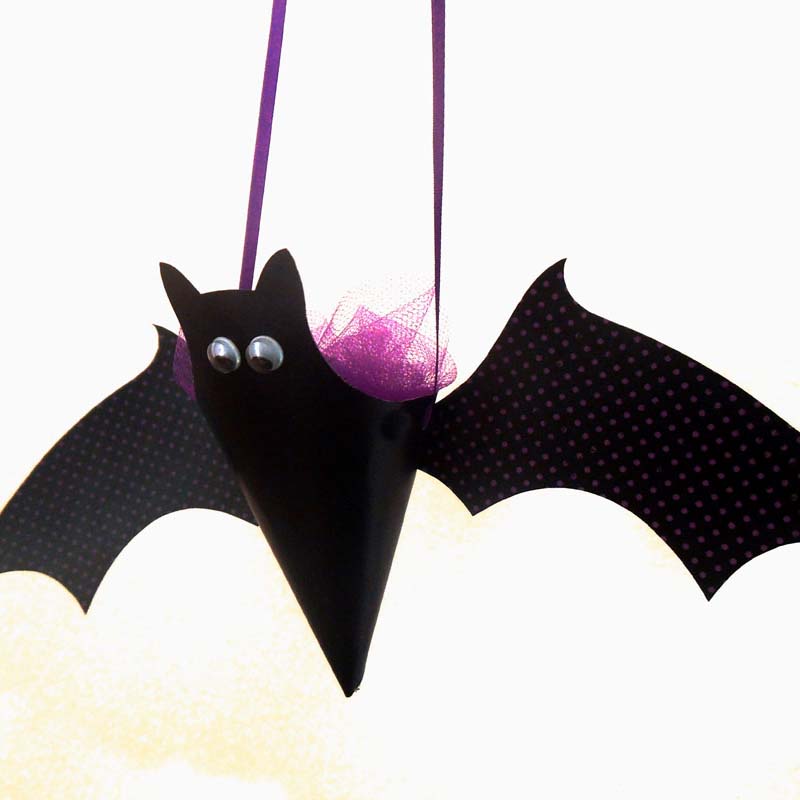 halloween cono con pipistrello