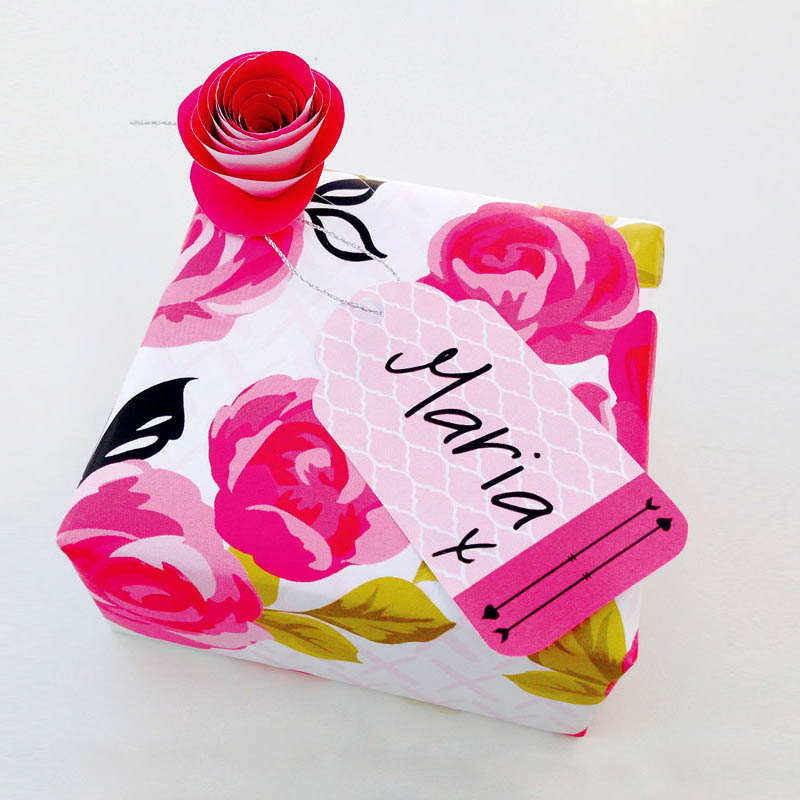 Valentine Gift Wrap & Tag